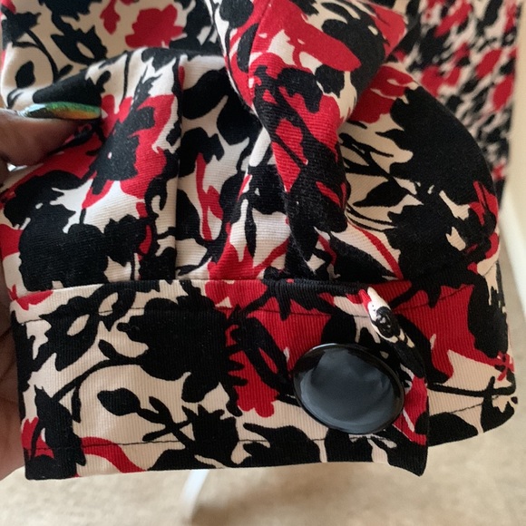 Covington Floral Cropped Jacket 100% cotton, lining 100% polyester. 16-18W - Picture 5 of 12